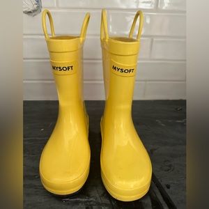 Size 11T My Soft Rain boots- yellow 💛
